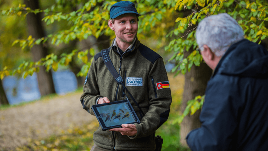 Conversation between a ranger and a park visitor